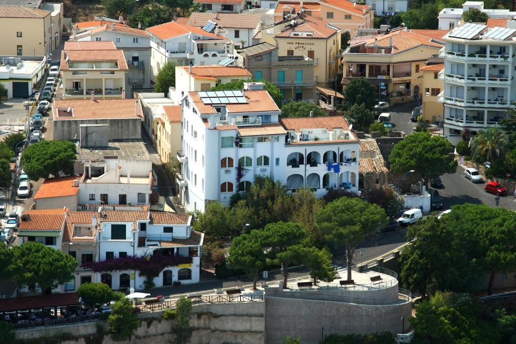 Acacia Appartamenti Cala Gonone Exterior foto